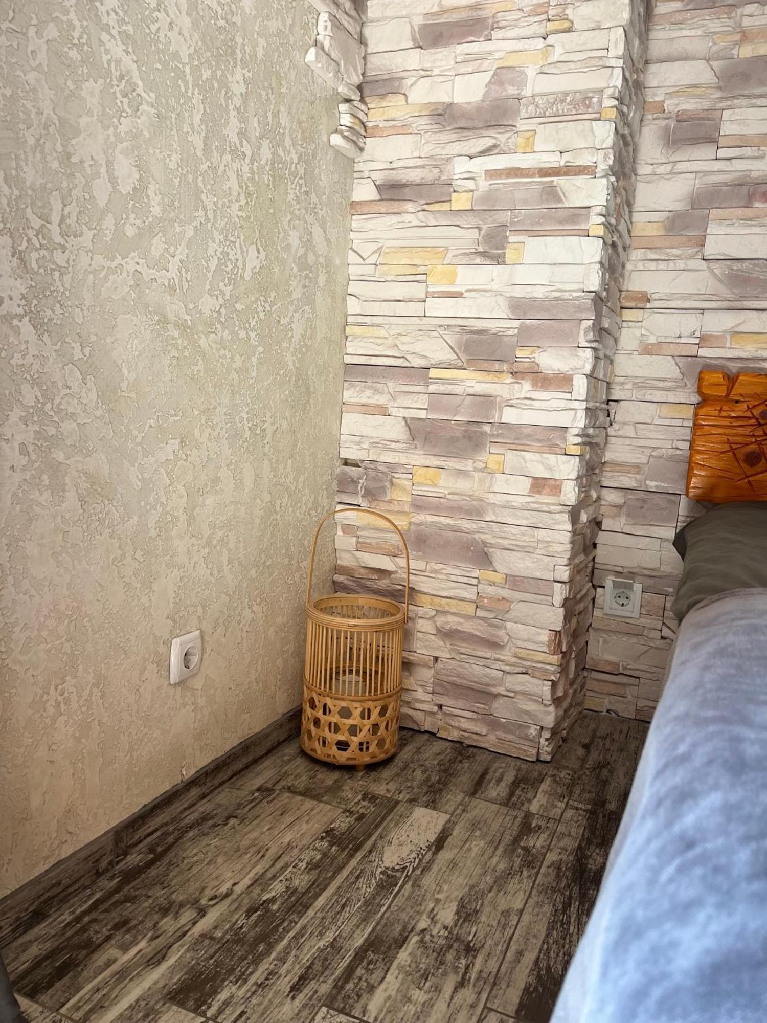 Hotel Nazar Stodolya Kamieniec Podolski Zewnętrze zdjęcie