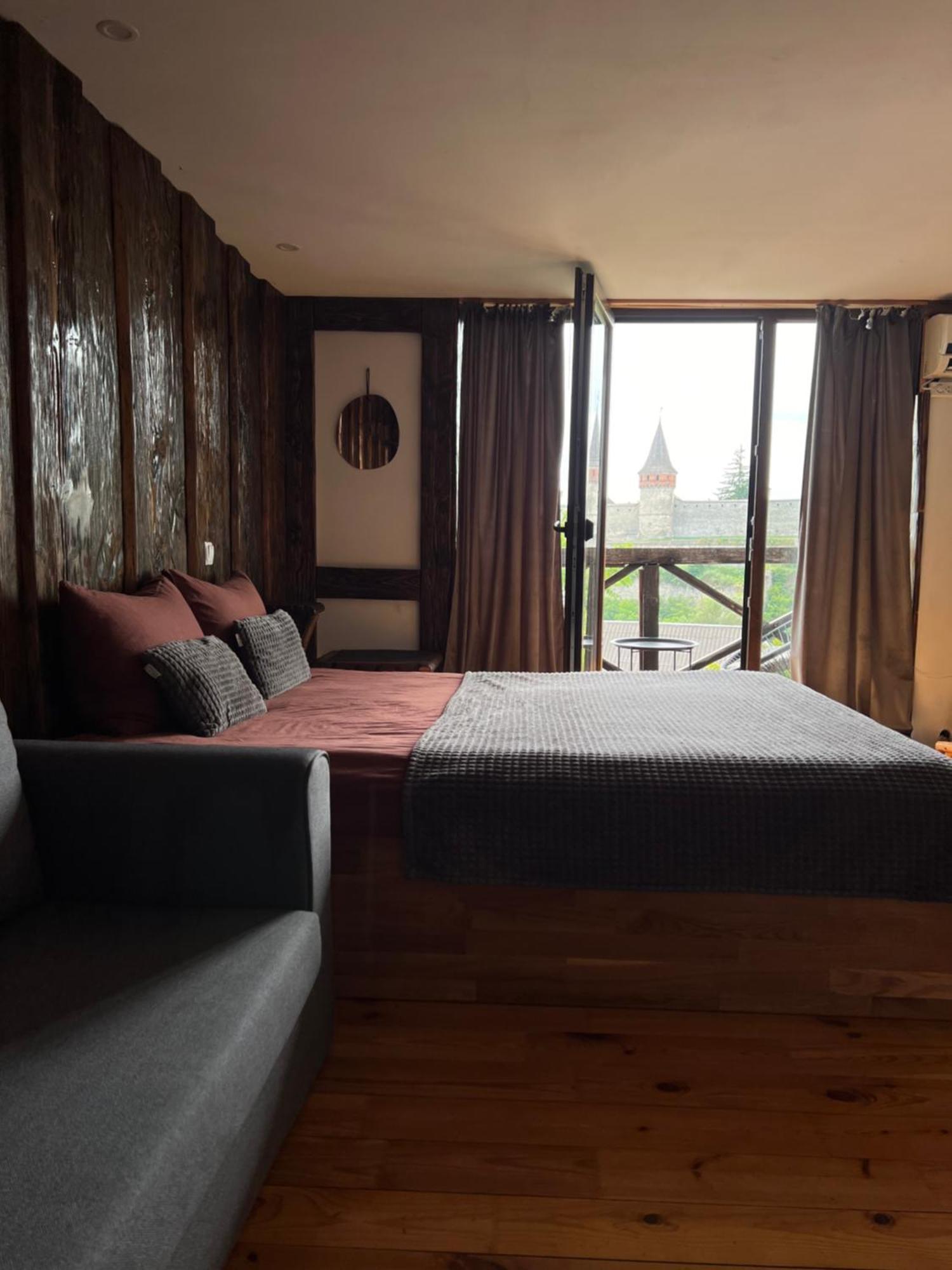 Hotel Nazar Stodolya Kamieniec Podolski Zewnętrze zdjęcie