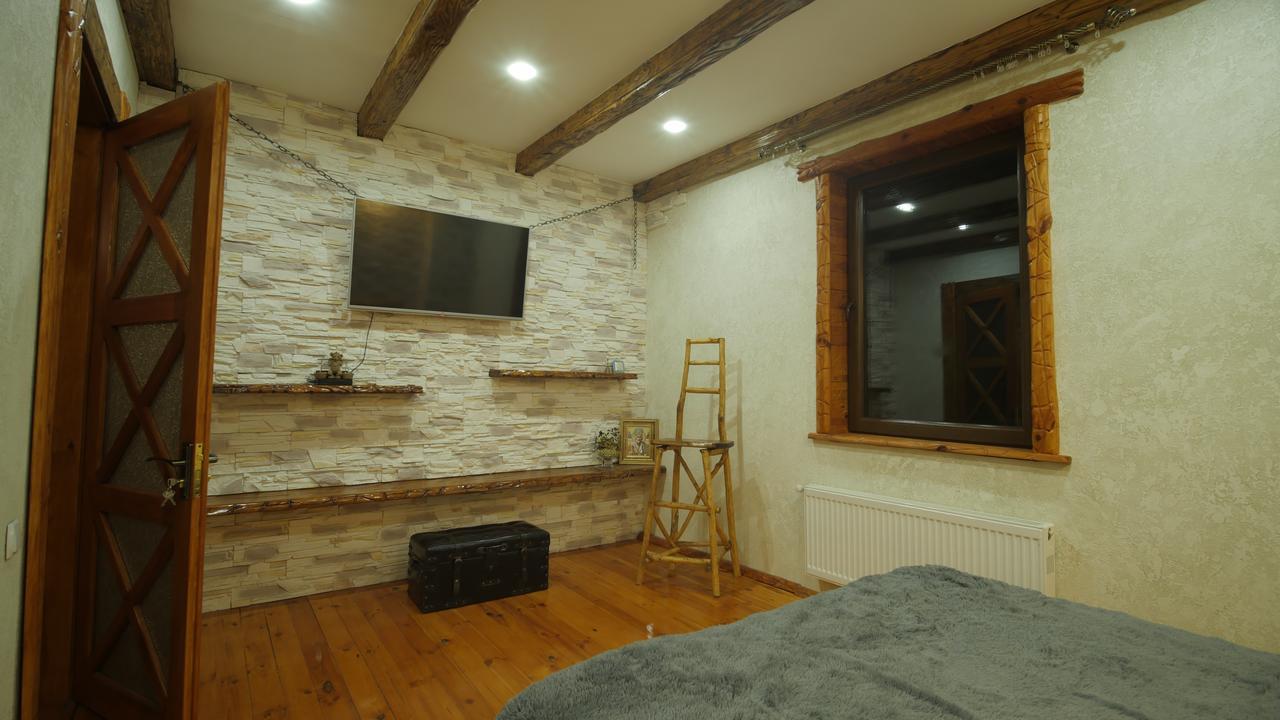 Hotel Nazar Stodolya Kamieniec Podolski Zewnętrze zdjęcie