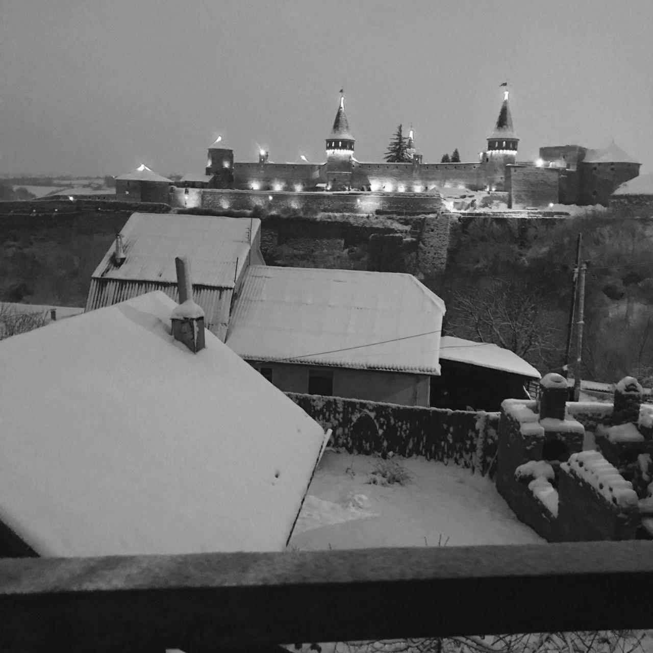 Hotel Nazar Stodolya Kamieniec Podolski Zewnętrze zdjęcie