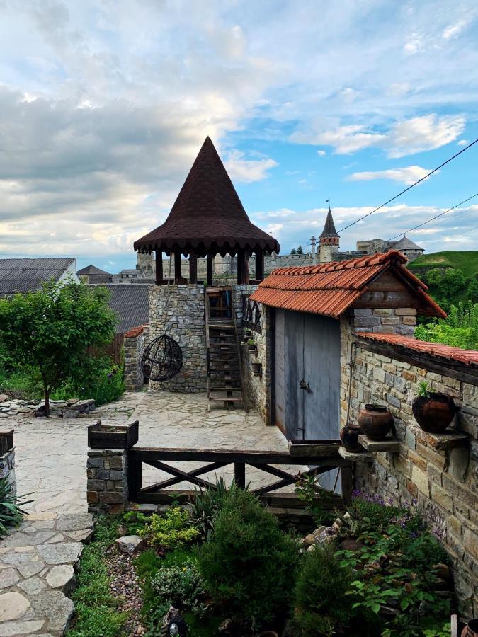 Hotel Nazar Stodolya Kamieniec Podolski Zewnętrze zdjęcie